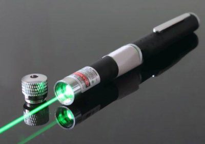 green-laser-pointer-1174363685_large